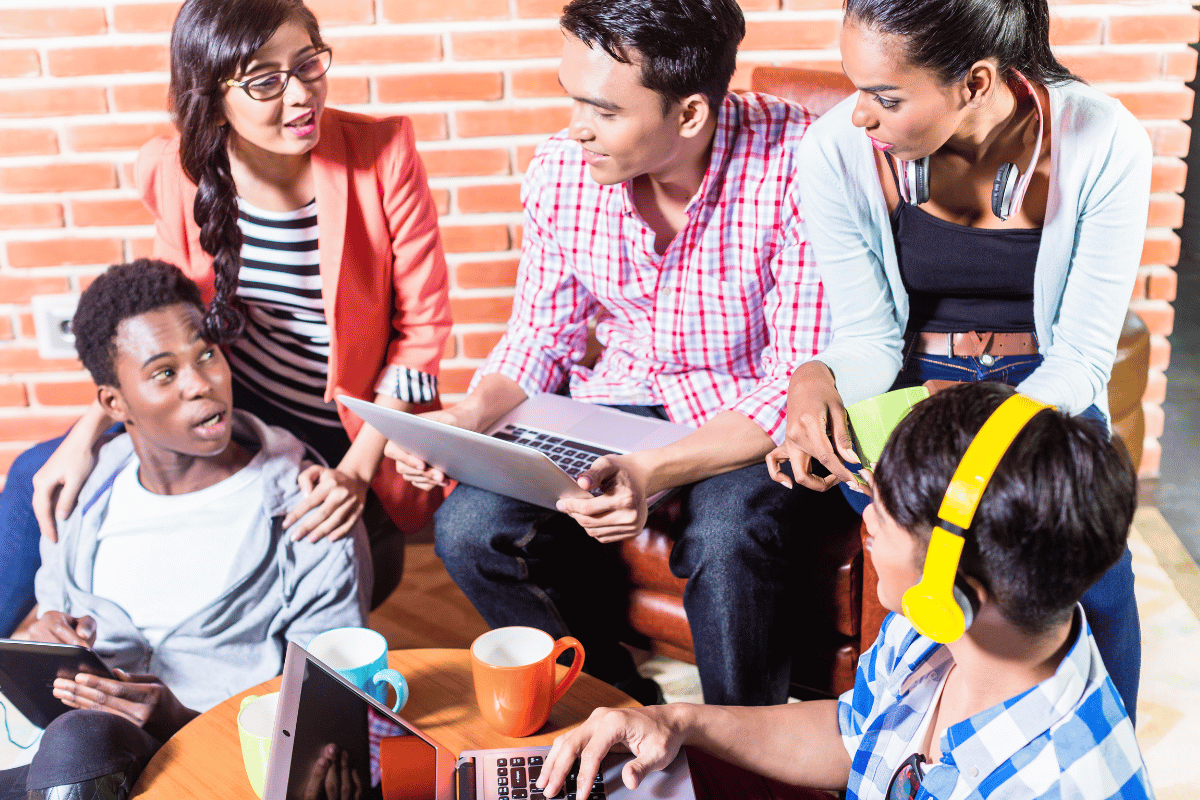 collective learning for students outside the classroom